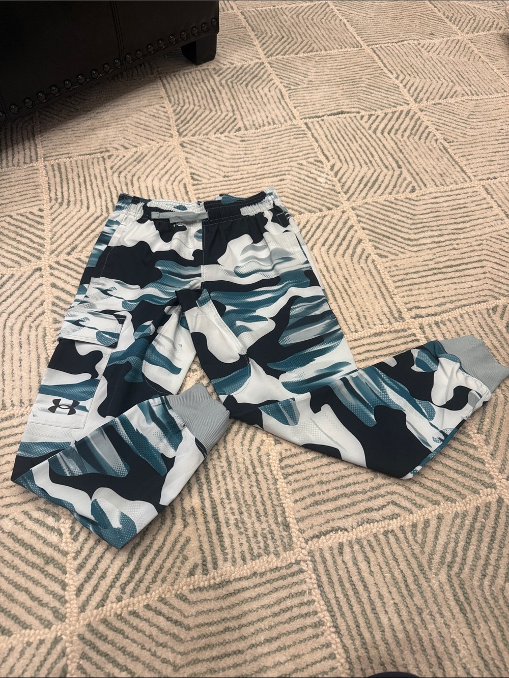 Under Armour Kids' Teal and Navy Camo Joggers
